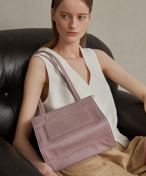 OBLONG BAG MINI · - 4 COLORS BLACK