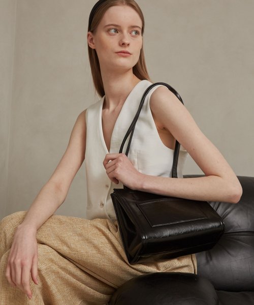 OBLONG BAG MINI · - 4 COLORS BLACK