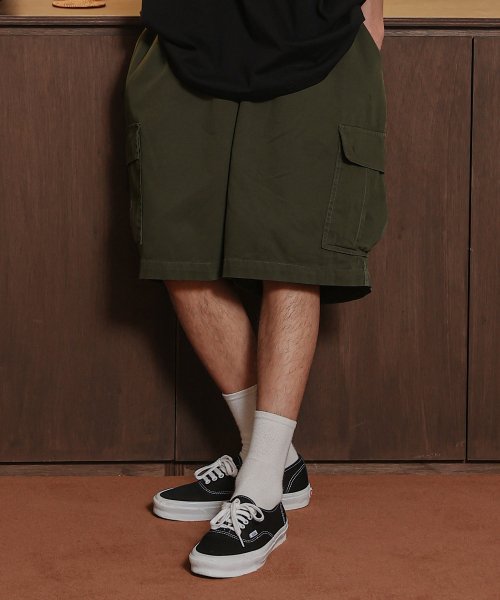 GIANT FIT STONE CARGO SHORTS - 4 COLORS KHAKI
