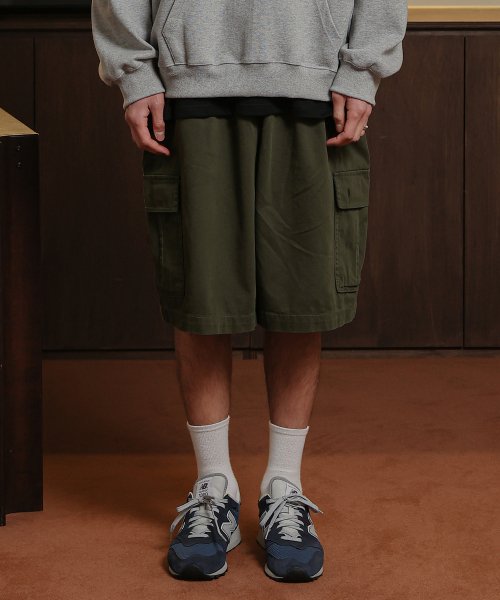 GIANT FIT STONE CARGO SHORTS - 4 COLORS KHAKI