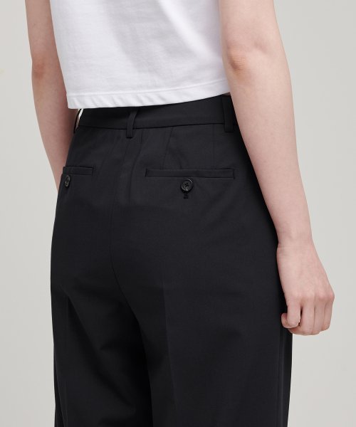 STRAIGHT HIDDEN BANDING SLACKS BLACK