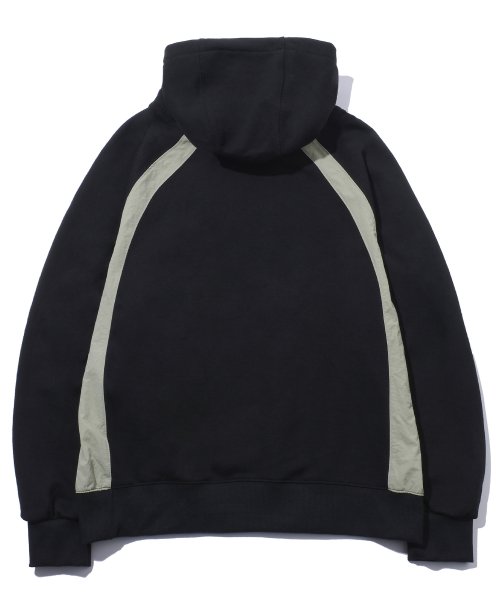 CRACKING SNAP RAGLAN HOODIE BLACK