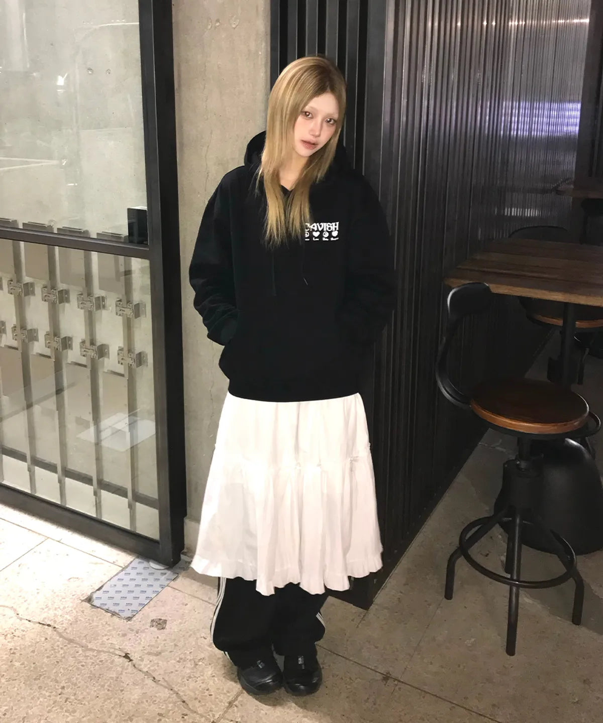 PLUR LOGO HOODIE BLACK