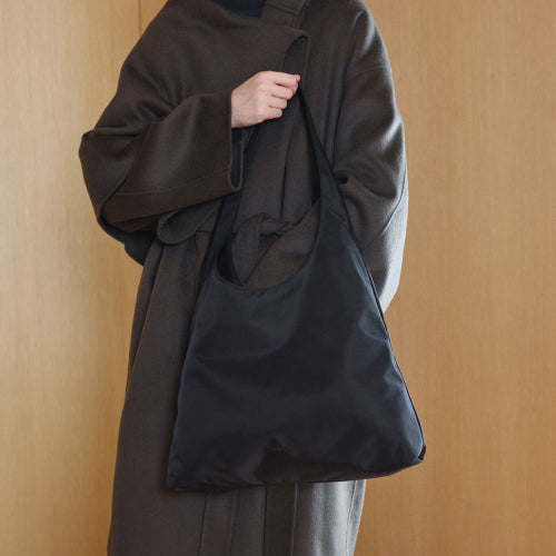 ANNIE HOBO BAG NYLON AS SHOWN