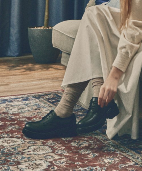 ROUND TOE CHUNKY BLACK