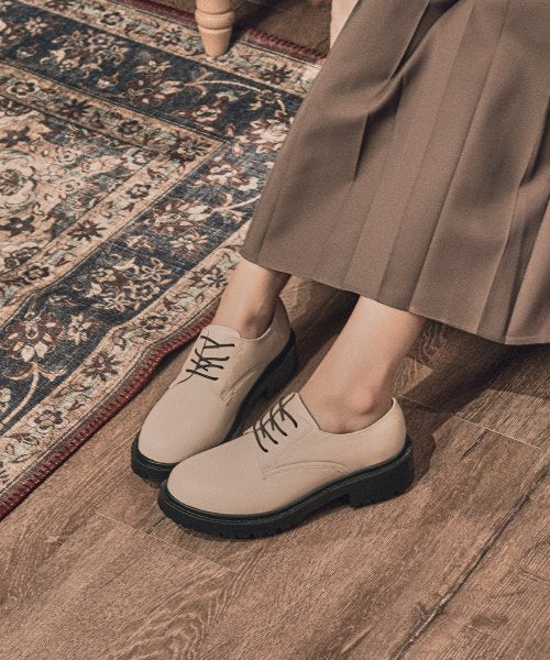 ROUND TOE CHUNKY IVORY