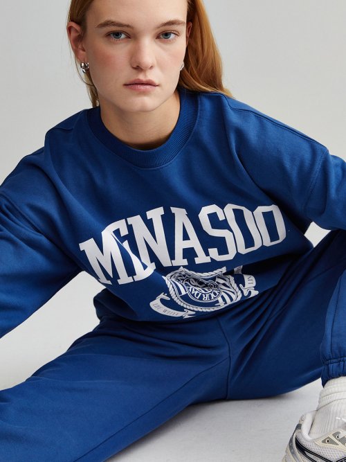 UNISEX CLASSIC EMBLEM SWEATSHIRT - 5 COLORS NAVY