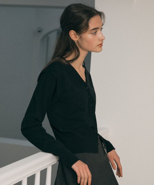 V NECK BASIC CARDIGAN - 4 COLORS BLACK
