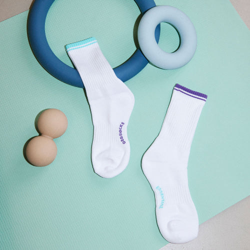 3-PACK UNISEX ESSENTIAL SPORTS SOCKS - 2 COLORS WHITE
