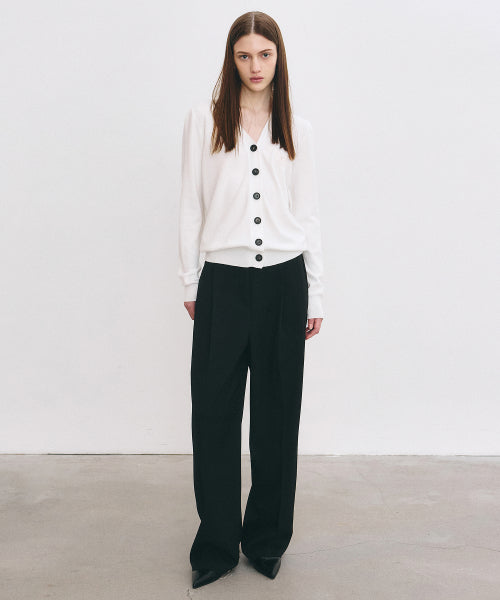 MINIMAL V NECK BUTTERFLY CARDIGAN #徐睿知同款! - 5 COLORS IVORY