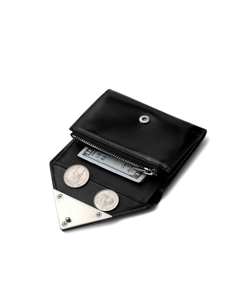 LACQUER TRIANGLE WALLET MATT BLACK