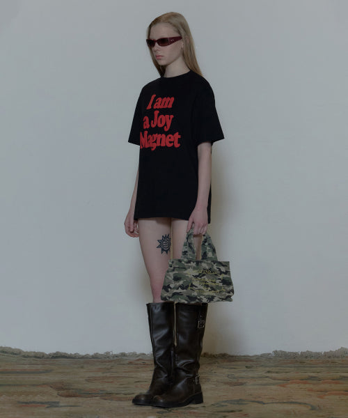 I AM A JOY MAGNET TEE - 2 COLORS BLACK