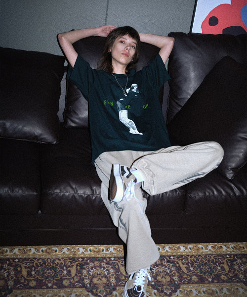 SIGN ME UP TEE - 2 COLORS