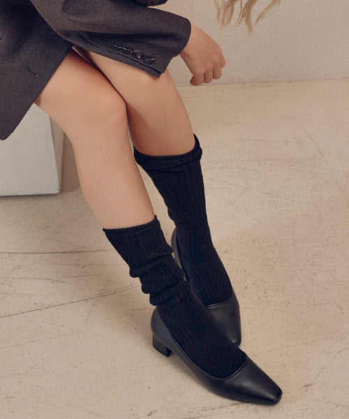MIDDLE HEEL PUMPS BLACK