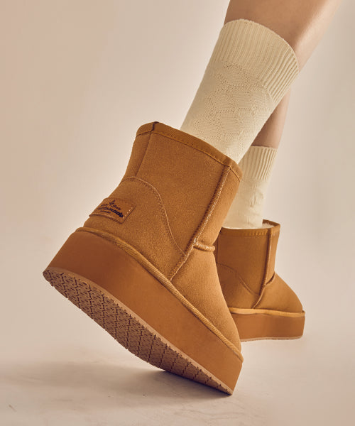 PLATFORM BOOTS BROWN