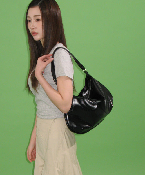 HALF MOON BAG (CRINKLE BLACK) - 2 COLORS BLACK