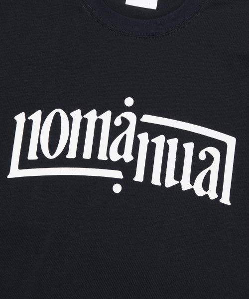 ARCHED TEXT T-SHIRT - BLACK - 2 COLORS