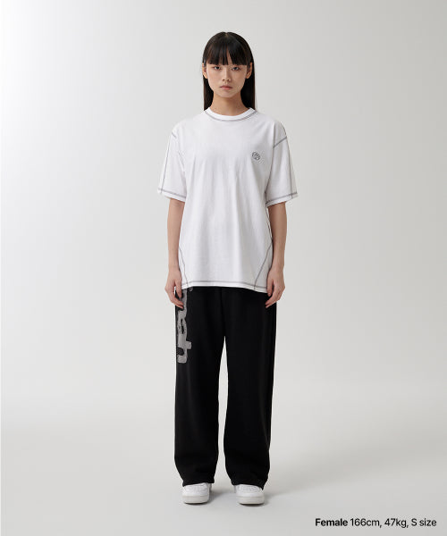 CURVED STITCH TEE - 2 COLORS