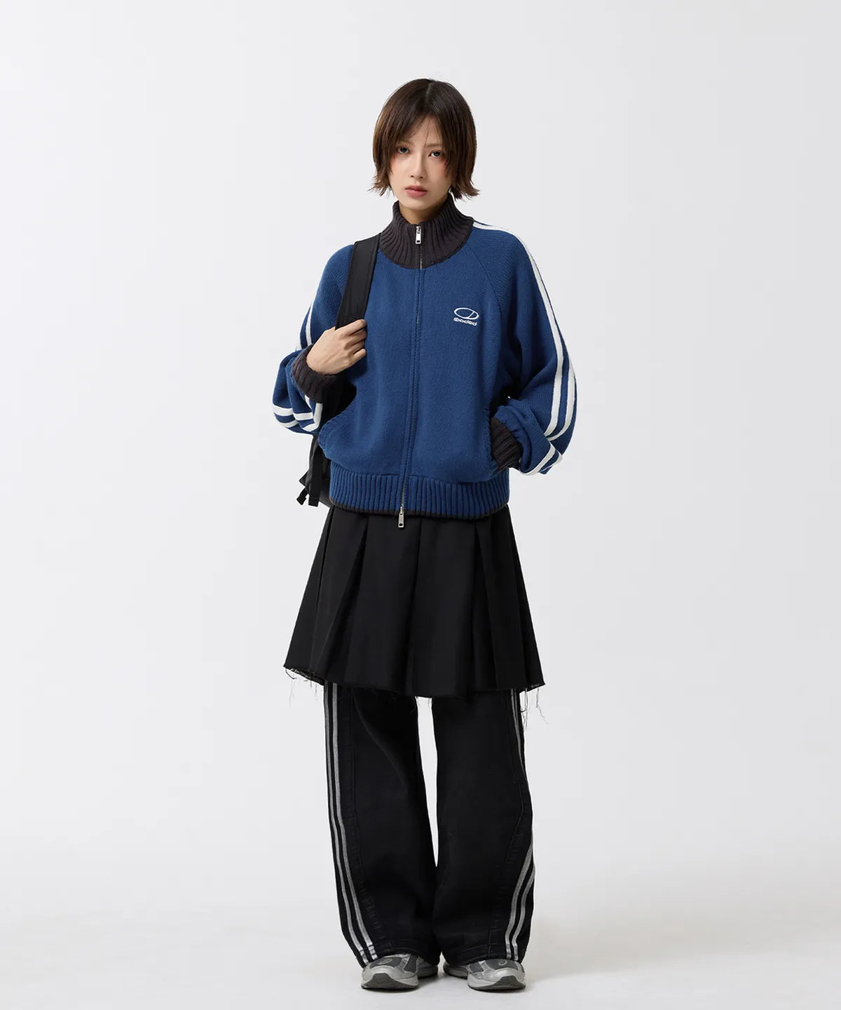 SPORTY TRACK SEMI-CROP KNIT ZIP-UP - BLUE