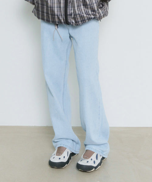 BACK PAINTING DENIM PANTS LIGHT BLUE