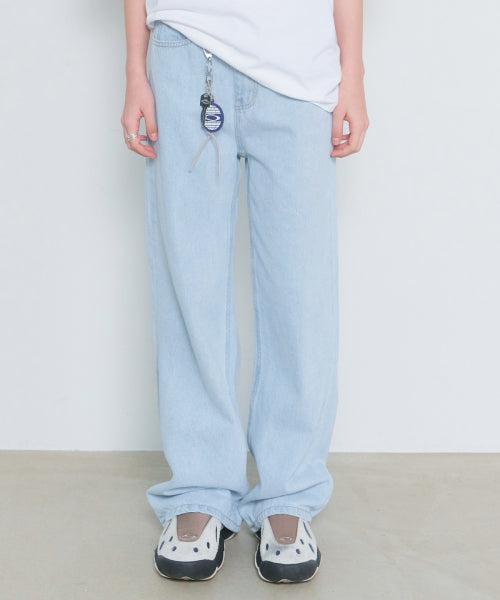 BACK PAINTING DENIM PANTS LIGHT BLUE