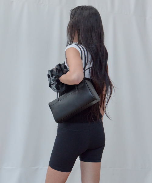 SQUARE BAGUETTE BAG - 2 COLORS