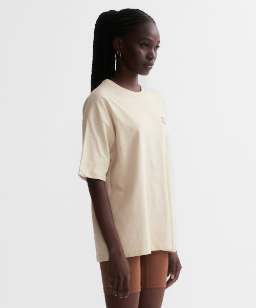 SQUARED HEARTTRACK GRAPHIC T SHIRT - 5 COLORS OATMEAL