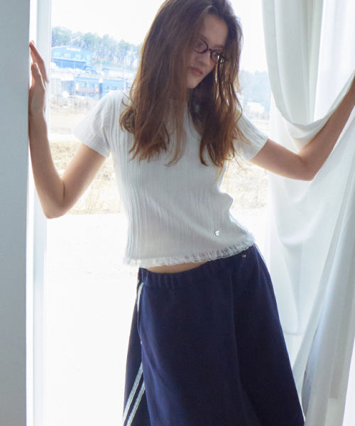 LACE FRILL SLIM CROP PLEATS T SHIRT - 3 COLORS WHITE