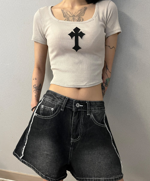CROSS SQUARE NECK T-SHIRT - 8 COLORS BEIGE