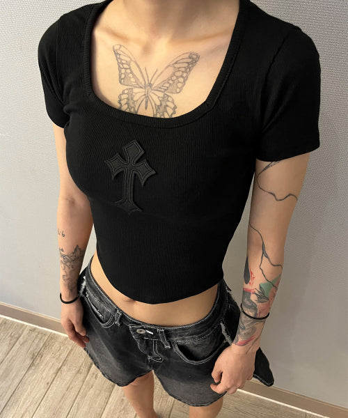 CROSS SQUARE NECK T-SHIRT - 8 COLORS BLACK