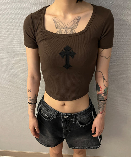 CROSS SQUARE NECK T-SHIRT - 8 COLORS BROWN
