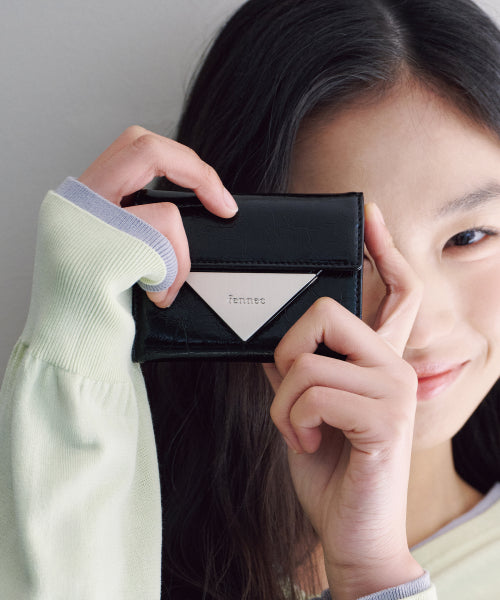 CRINKLE TRIANGLE DOCO WALLET BLACK