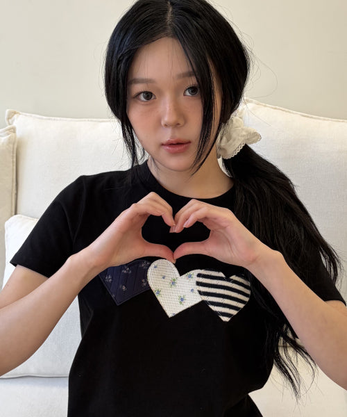 HEART PATCH COTTON T-SHIRT - 2 COLORS BLACK