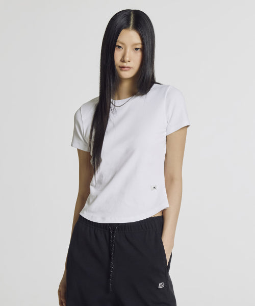 WOMEN ESSENTIAL FITTED TEE - 2 COLORS WHITE