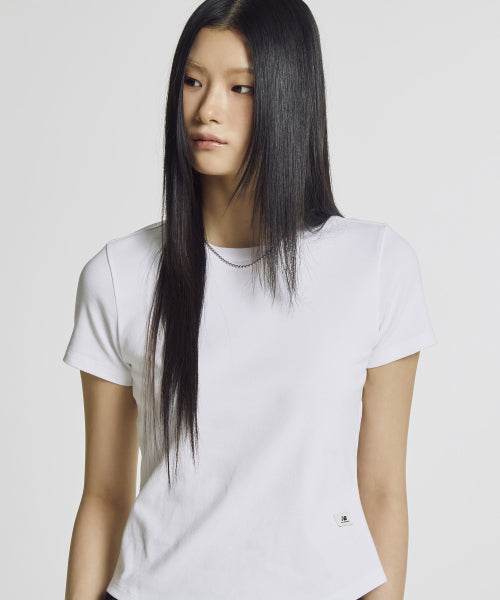 WOMEN ESSENTIAL FITTED TEE - 2 COLORS WHITE