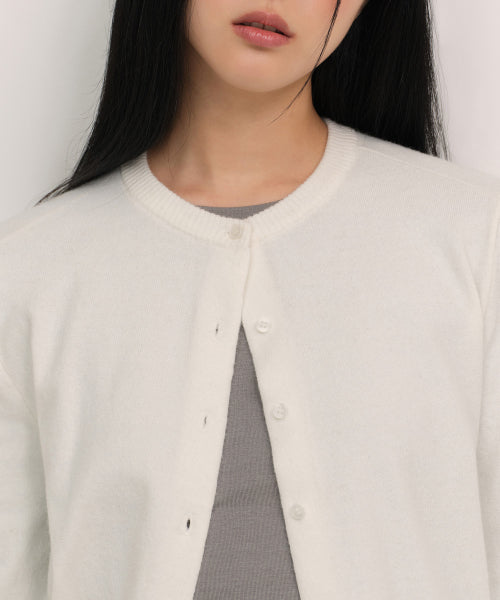 WOMEN'S ESSENTIAL ROUND NECK CARDIGAN - 9 COLORS IVORY