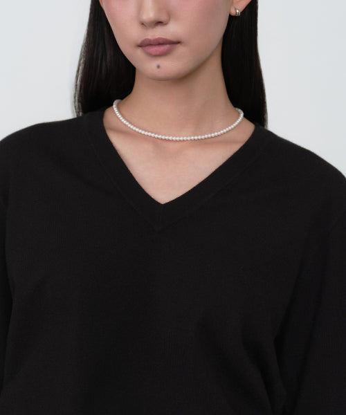 WOMEN'S ESSENTIAL V-NECK KNIT - 9 COLORS BLACK