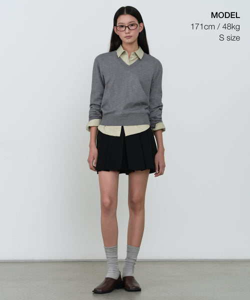 WOMEN'S ESSENTIAL V-NECK KNIT - 9 COLORS GREY