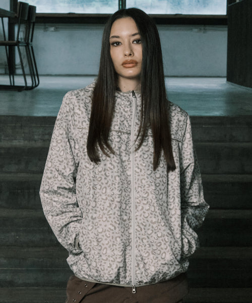 SHIRRING WINDBREAKER