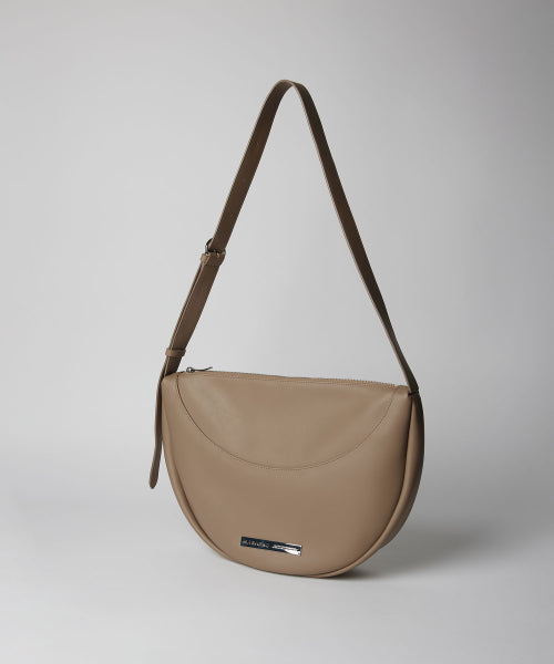 BAY SHOULDER BAG - 3 COLORS BLACK