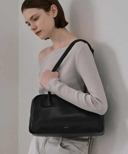 MOMO BAG LARGE · - 2 COLORS BLACK