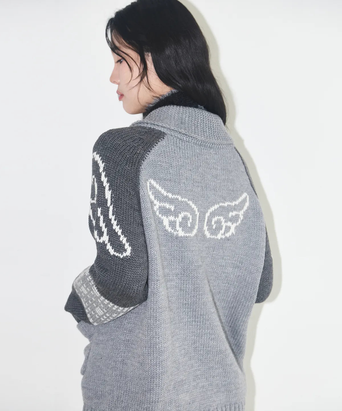 ANGEL RING COWICHAN KNIT ZIP-UP GRAY