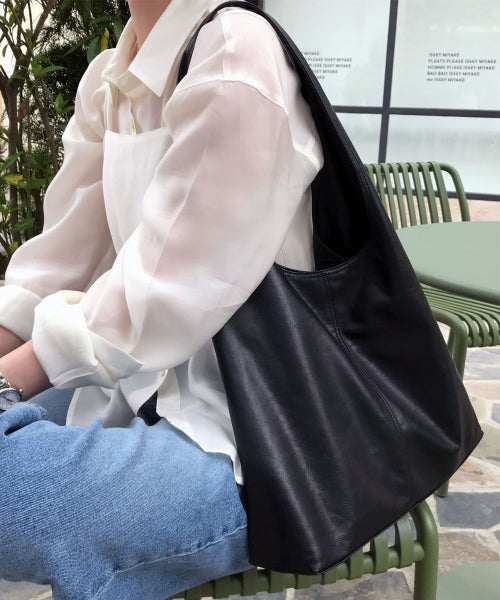 DAY HOBO BAG - 2 COLORS BLACK