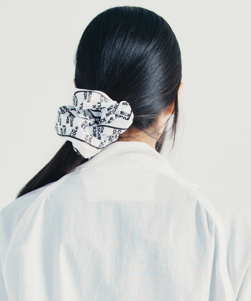 NICOLE LOGO SATIN HAIR SCRUNCHIE #徐睿知同款! - 2 COLORS BLACK