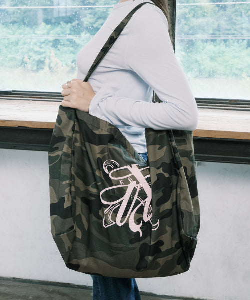 EMBLEM COTTON BAG KHAKI - 2 COLORS