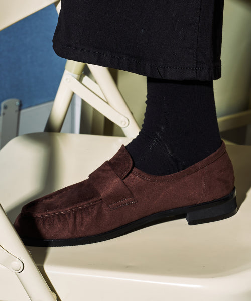 SHOES DARK BROWN