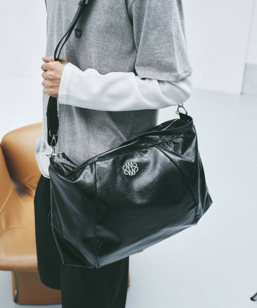 NICOLE MEGA SQUARE SHOULDER BAG #徐睿知同款! - 3 COLORS BLACK