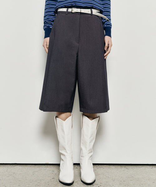 WIDE PINTUCK BERMUDA PANTS #徐睿知同款! - 2 COLORS CHARCOAL