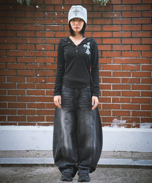 CROSS SNAP HOODIE - 2 COLORS BLACK