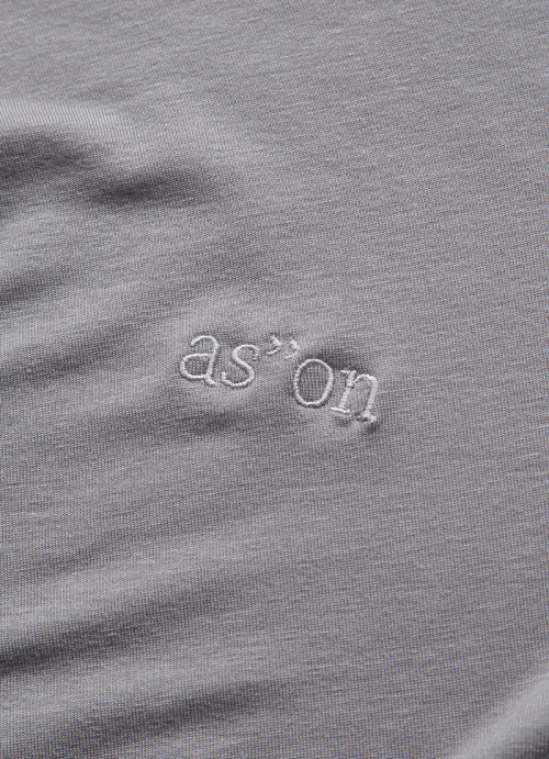 VEIL HIGH-NECK TEE - 3 COLORS